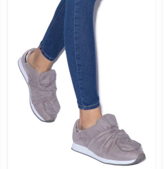 JustFab Shoes - Knotted Bow 🎀 Sneaker